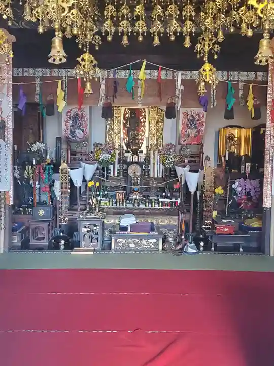 常楽寺の本殿・本堂