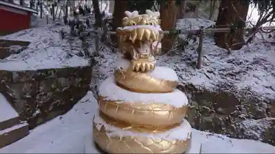 日光二荒山神社中宮祠の狛犬