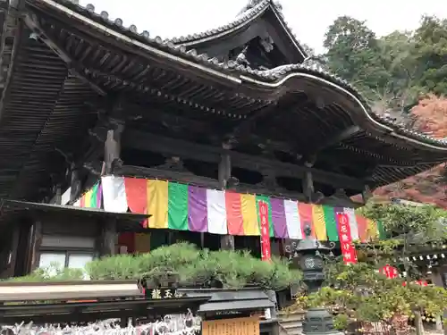 岡寺（龍蓋寺）の本殿・本堂
