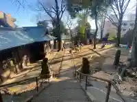 三宿神社の{uncategorized: "未分類", other: "その他", undefined: "問題あり", building: "その他建物", grave: "お墓", sacred_gate: "鳥居", guardian: "狛犬", statue: "像", buddha: "仏像", history: "歴史", nature: "自然", garden: "庭園", animal: "動物", pagoda: "塔", temizu: "手水舎", mountain_gate: "山門・神門", sanctuary: "本殿・本堂", subordinate: "末社・摂社", art: "芸術", scenery: "景色", jizo: "地蔵", ema: "絵馬", goshuin: "御朱印", omikuji: "おみくじ", items: "授与品その他", amulet: "お守り", goshuincho: "御朱印帳", eats: "食事", festival: "お祭り", votive_dance: "神楽", shichigosan: "七五三参", wedding: "結婚式", experience: "体験その他", initially: "初詣", around: "周辺", anti_infection: "感染症対策"}