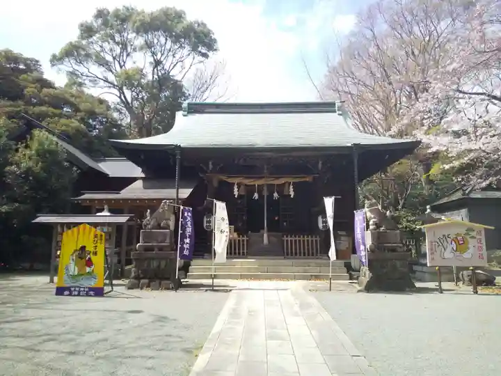曾屋神社の本殿・本堂