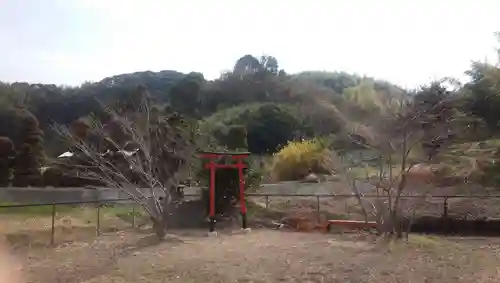 里神神社の鳥居