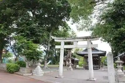 中庄日枝神社の鳥居