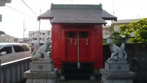 稲荷神社の本殿・本堂