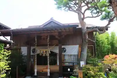 御嶽山神社の本殿・本堂
