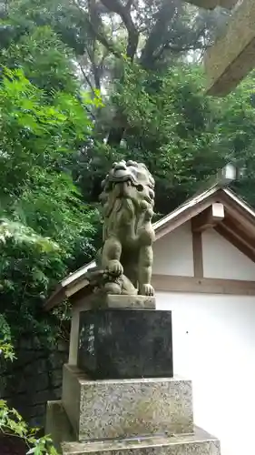 泉神社の狛犬