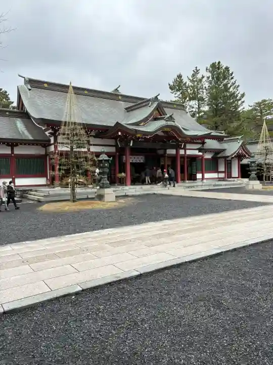 氣比神宮の{uncategorized: "未分類", other: "その他", undefined: "問題あり", building: "その他建物", grave: "お墓", sacred_gate: "鳥居", guardian: "狛犬", statue: "像", buddha: "仏像", history: "歴史", nature: "自然", garden: "庭園", animal: "動物", pagoda: "塔", temizu: "手水舎", mountain_gate: "山門・神門", sanctuary: "本殿・本堂", subordinate: "末社・摂社", art: "芸術", scenery: "景色", jizo: "地蔵", ema: "絵馬", goshuin: "御朱印", omikuji: "おみくじ", items: "授与品その他", amulet: "お守り", goshuincho: "御朱印帳", eats: "食事", festival: "お祭り", votive_dance: "神楽", shichigosan: "七五三参", wedding: "結婚式", experience: "体験その他", initially: "初詣", around: "周辺", anti_infection: "感染症対策"}