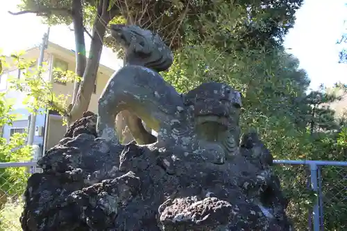 春日部八幡神社の狛犬