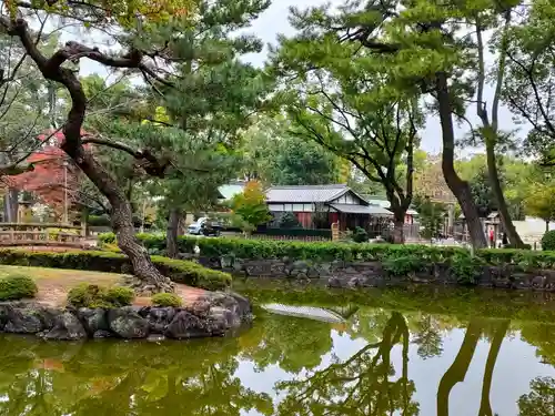 豊國神社の庭園