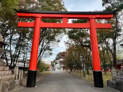 伏見稲荷大社御旅所の鳥居