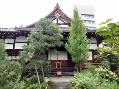 宝蔵寺の本殿・本堂