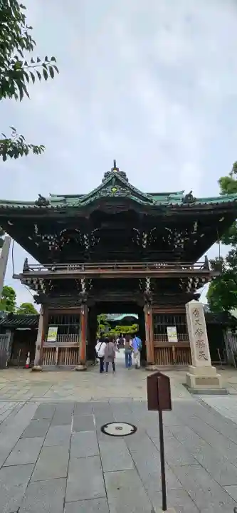 題経寺(柴又帝釈天)の{uncategorized: "未分類", other: "その他", undefined: "問題あり", building: "その他建物", grave: "お墓", sacred_gate: "鳥居", guardian: "狛犬", statue: "像", buddha: "仏像", history: "歴史", nature: "自然", garden: "庭園", animal: "動物", pagoda: "塔", temizu: "手水舎", mountain_gate: "山門・神門", sanctuary: "本殿・本堂", subordinate: "末社・摂社", art: "芸術", scenery: "景色", jizo: "地蔵", ema: "絵馬", goshuin: "御朱印", omikuji: "おみくじ", items: "授与品その他", amulet: "お守り", goshuincho: "御朱印帳", eats: "食事", festival: "お祭り", votive_dance: "神楽", shichigosan: "七五三参", wedding: "結婚式", experience: "体験その他", initially: "初詣", around: "周辺", anti_infection: "感染症対策"}