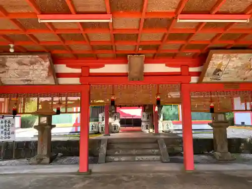 畝火山口神社の本殿