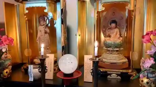 法弘寺遍照閣の本殿・本堂