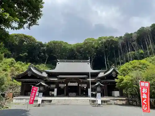 高見神社の本殿