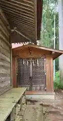 深山神社の建物その他