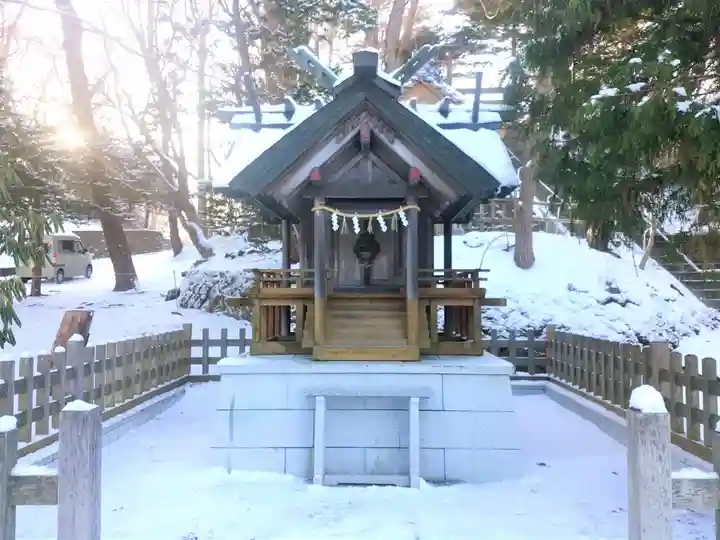千歳神社の末社・摂社