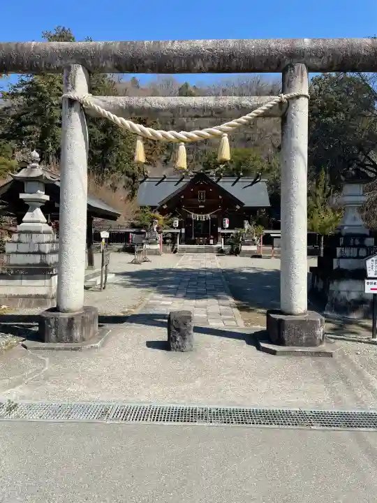 大間々神明宮の{uncategorized: "未分類", other: "その他", undefined: "問題あり", building: "その他建物", grave: "お墓", sacred_gate: "鳥居", guardian: "狛犬", statue: "像", buddha: "仏像", history: "歴史", nature: "自然", garden: "庭園", animal: "動物", pagoda: "塔", temizu: "手水舎", mountain_gate: "山門・神門", sanctuary: "本殿・本堂", subordinate: "末社・摂社", art: "芸術", scenery: "景色", jizo: "地蔵", ema: "絵馬", goshuin: "御朱印", omikuji: "おみくじ", items: "授与品その他", amulet: "お守り", goshuincho: "御朱印帳", eats: "食事", festival: "お祭り", votive_dance: "神楽", shichigosan: "七五三参", wedding: "結婚式", experience: "体験その他", initially: "初詣", around: "周辺", anti_infection: "感染症対策"}