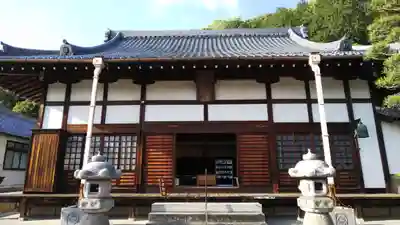 龍済寺の本殿・本堂