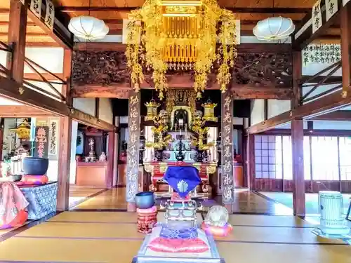 東光寺の本殿