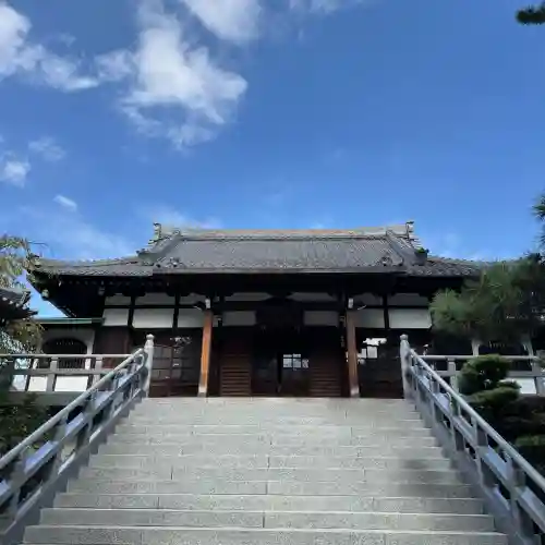 玄国寺の{uncategorized: "未分類", other: "その他", undefined: "問題あり", building: "その他建物", grave: "お墓", sacred_gate: "鳥居", guardian: "狛犬", statue: "像", buddha: "仏像", history: "歴史", nature: "自然", garden: "庭園", animal: "動物", pagoda: "塔", temizu: "手水舎", mountain_gate: "山門・神門", sanctuary: "本殿・本堂", subordinate: "末社・摂社", art: "芸術", scenery: "景色", jizo: "地蔵", ema: "絵馬", goshuin: "御朱印", omikuji: "おみくじ", items: "授与品その他", amulet: "お守り", goshuincho: "御朱印帳", eats: "食事", festival: "お祭り", votive_dance: "神楽", shichigosan: "七五三参", wedding: "結婚式", experience: "体験その他", initially: "初詣", around: "周辺", anti_infection: "感染症対策"}