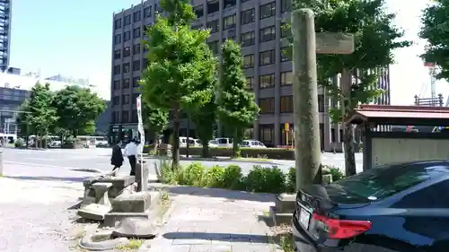 山崎菅原神社の建物その他