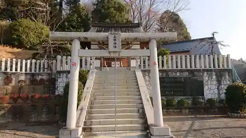 上根神社の鳥居
