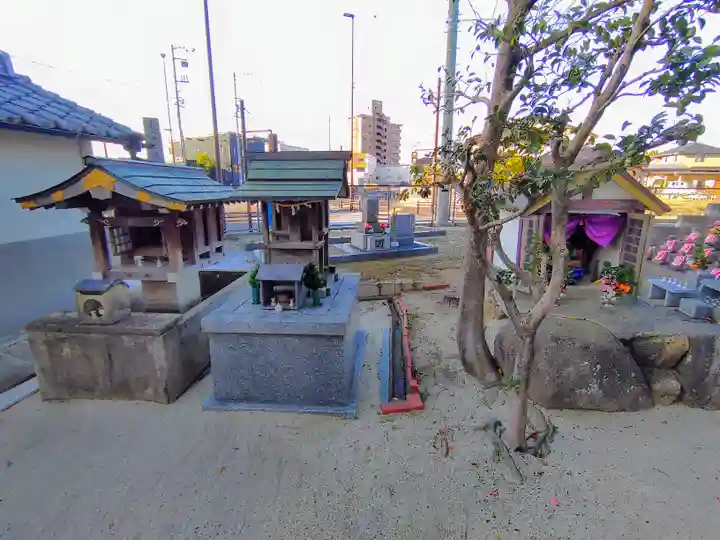 法雲寺の末社・摂社