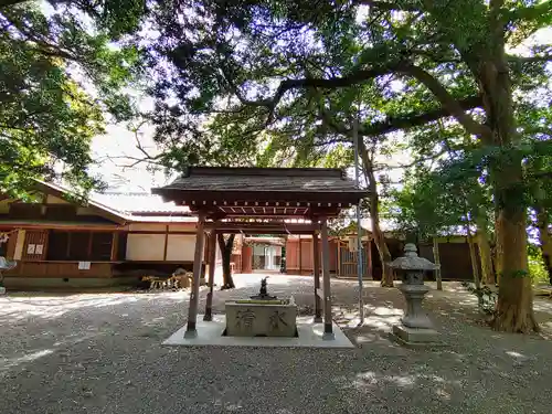 八雲神社（白塚町）の手水舎