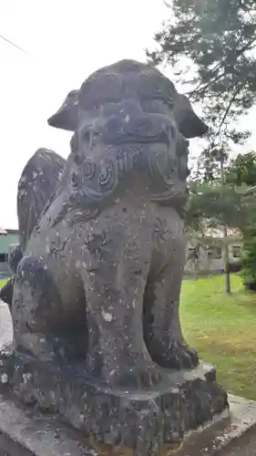 雨龍神社の狛犬