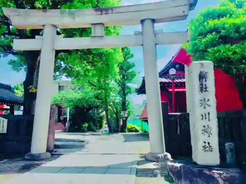 麻布氷川神社の鳥居