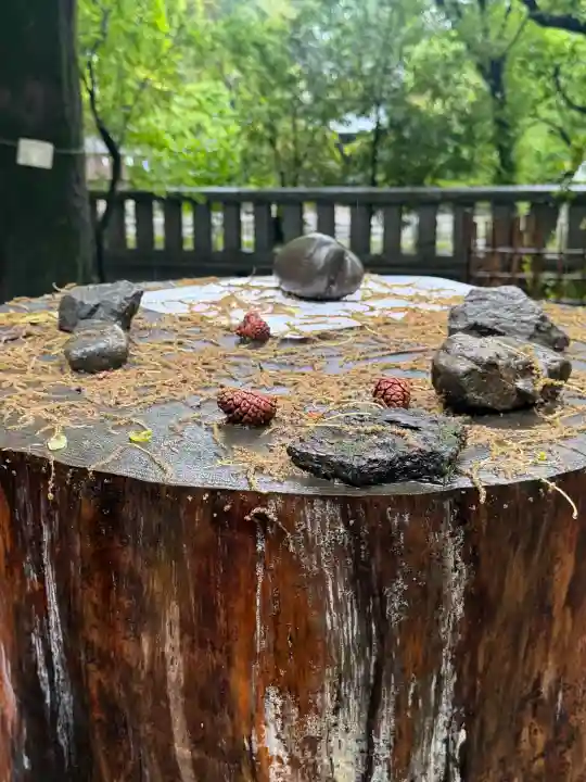 布多天神社の{uncategorized: "未分類", other: "その他", undefined: "問題あり", building: "その他建物", grave: "お墓", sacred_gate: "鳥居", guardian: "狛犬", statue: "像", buddha: "仏像", history: "歴史", nature: "自然", garden: "庭園", animal: "動物", pagoda: "塔", temizu: "手水舎", mountain_gate: "山門・神門", sanctuary: "本殿・本堂", subordinate: "末社・摂社", art: "芸術", scenery: "景色", jizo: "地蔵", ema: "絵馬", goshuin: "御朱印", omikuji: "おみくじ", items: "授与品その他", amulet: "お守り", goshuincho: "御朱印帳", eats: "食事", festival: "お祭り", votive_dance: "神楽", shichigosan: "七五三参", wedding: "結婚式", experience: "体験その他", initially: "初詣", around: "周辺", anti_infection: "感染症対策"}