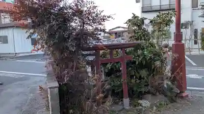 祠の鳥居