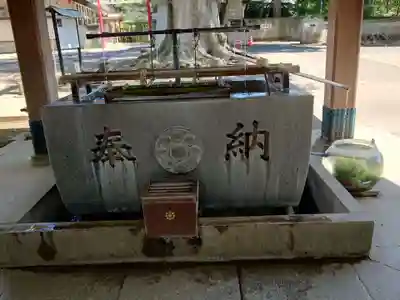 一言主神社の手水舎