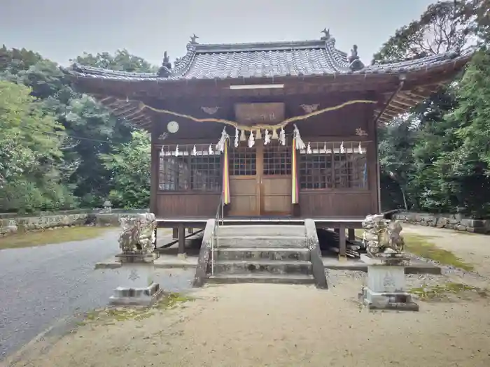 大野温泉神社の本殿