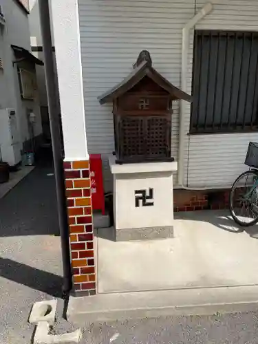 地蔵尊（駒ケ林町）の本殿・本堂