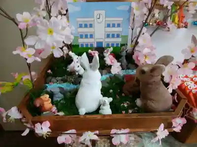 彌彦神社　(伊夜日子神社)の像