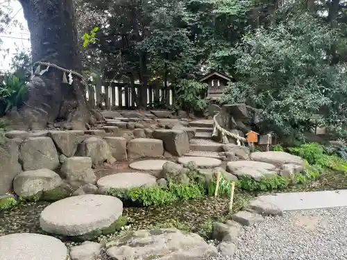 川越氷川神社の{uncategorized: "未分類", other: "その他", undefined: "問題あり", building: "その他建物", grave: "お墓", sacred_gate: "鳥居", guardian: "狛犬", statue: "像", buddha: "仏像", history: "歴史", nature: "自然", garden: "庭園", animal: "動物", pagoda: "塔", temizu: "手水舎", mountain_gate: "山門・神門", sanctuary: "本殿・本堂", subordinate: "末社・摂社", art: "芸術", scenery: "景色", jizo: "地蔵", ema: "絵馬", goshuin: "御朱印", omikuji: "おみくじ", items: "授与品その他", amulet: "お守り", goshuincho: "御朱印帳", eats: "食事", festival: "お祭り", votive_dance: "神楽", shichigosan: "七五三参", wedding: "結婚式", experience: "体験その他", initially: "初詣", around: "周辺", anti_infection: "感染症対策"}