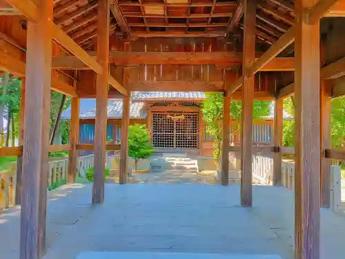 大毛神社（大毛五百入塚）の本殿・本堂