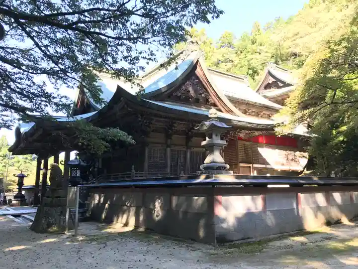 箸蔵寺の本殿・本堂