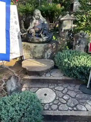 常性寺の像