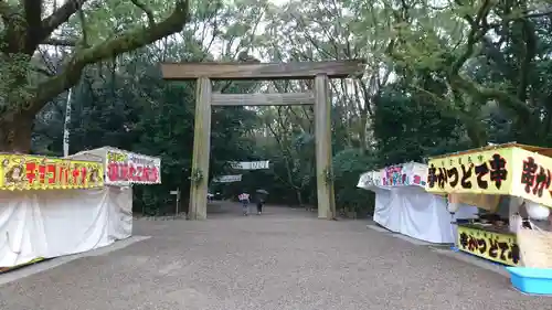 熱田神宮の鳥居