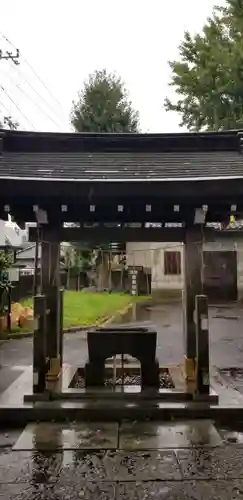 中川氷川神社の手水舎