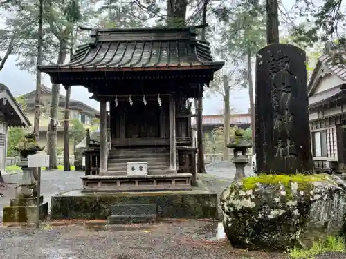 淺間神社（忍野八海）の末社・摂社