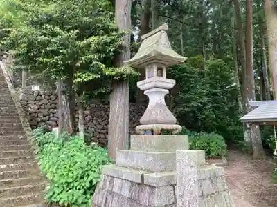 惣河内神社の建物その他