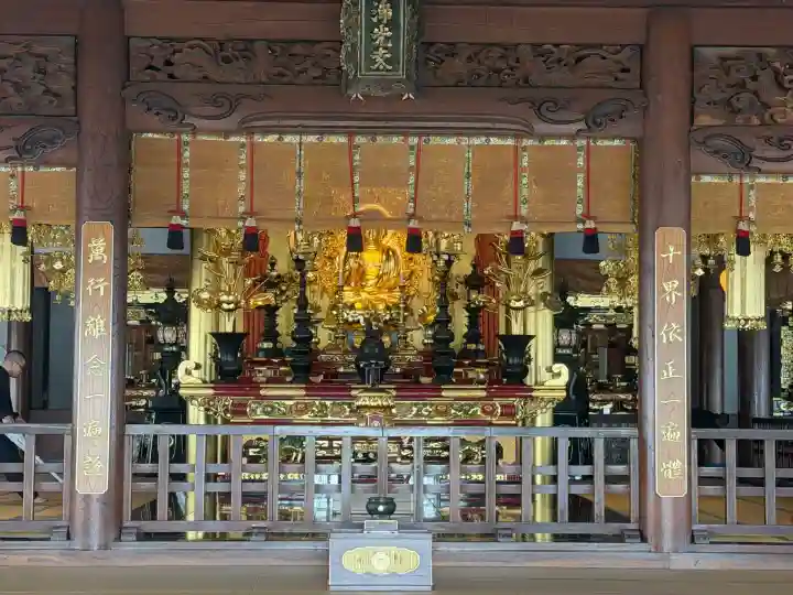 時宗総本山 遊行寺(正式:清浄光寺)の{uncategorized: "未分類", other: "その他", undefined: "問題あり", building: "その他建物", grave: "お墓", sacred_gate: "鳥居", guardian: "狛犬", statue: "像", buddha: "仏像", history: "歴史", nature: "自然", garden: "庭園", animal: "動物", pagoda: "塔", temizu: "手水舎", mountain_gate: "山門・神門", sanctuary: "本殿・本堂", subordinate: "末社・摂社", art: "芸術", scenery: "景色", jizo: "地蔵", ema: "絵馬", goshuin: "御朱印", omikuji: "おみくじ", items: "授与品その他", amulet: "お守り", goshuincho: "御朱印帳", eats: "食事", festival: "お祭り", votive_dance: "神楽", shichigosan: "七五三参", wedding: "結婚式", experience: "体験その他", initially: "初詣", around: "周辺", anti_infection: "感染症対策"}