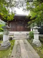 中院の山門・神門