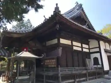 観音寺の本殿・本堂
