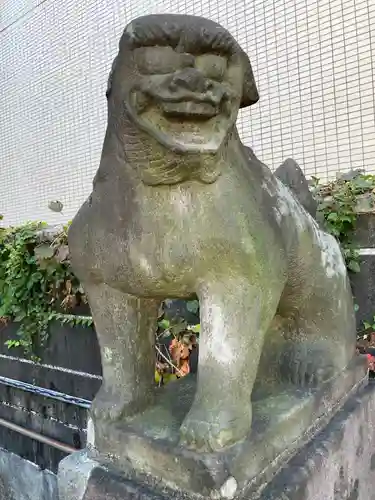 花園神社の狛犬