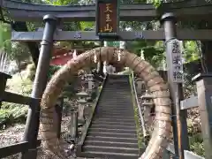 八王寺の鳥居